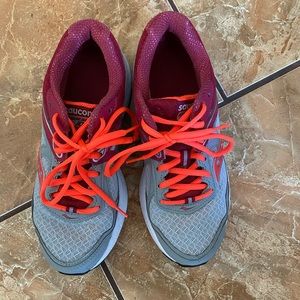 Women’s Saucony running shoes. Size8 worn twice.